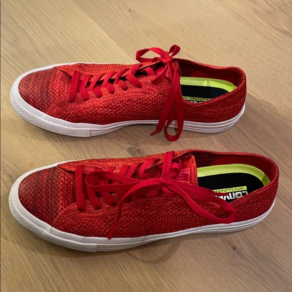 converse flyknit red